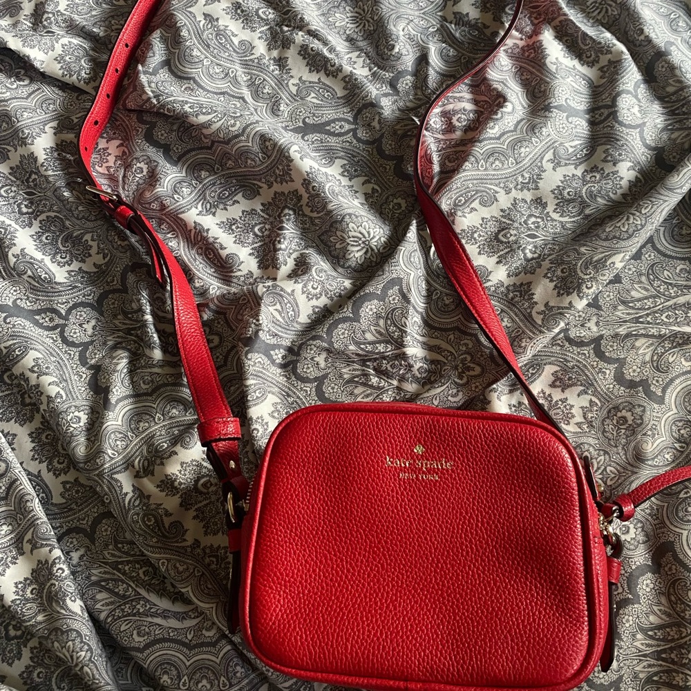 Kate spade red crossbody purse